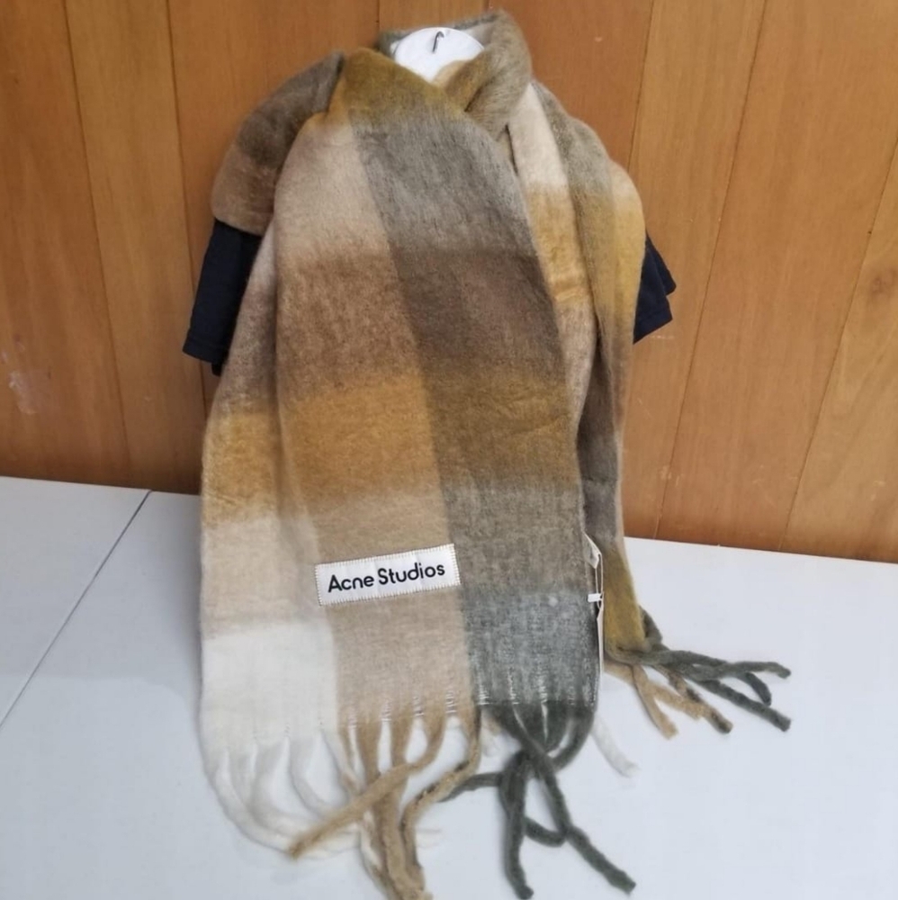 Acne studios scarf